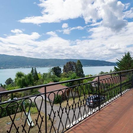 T4 Avec Vue Imprenable Sur Le Lac D'Annecy Apartment Veyrier-du-Lac Exterior photo